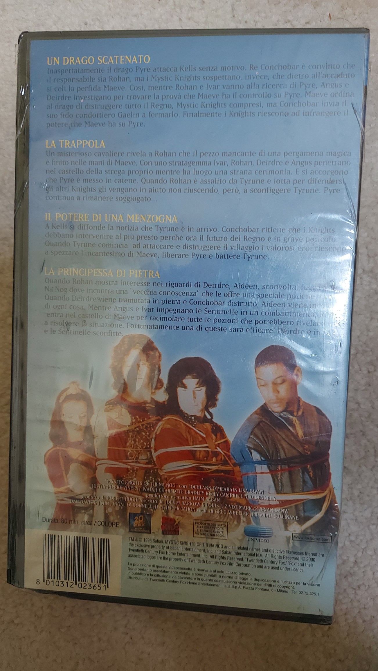 Picture of the back cover of clamsell VHS tape #2 from the Italian home release.