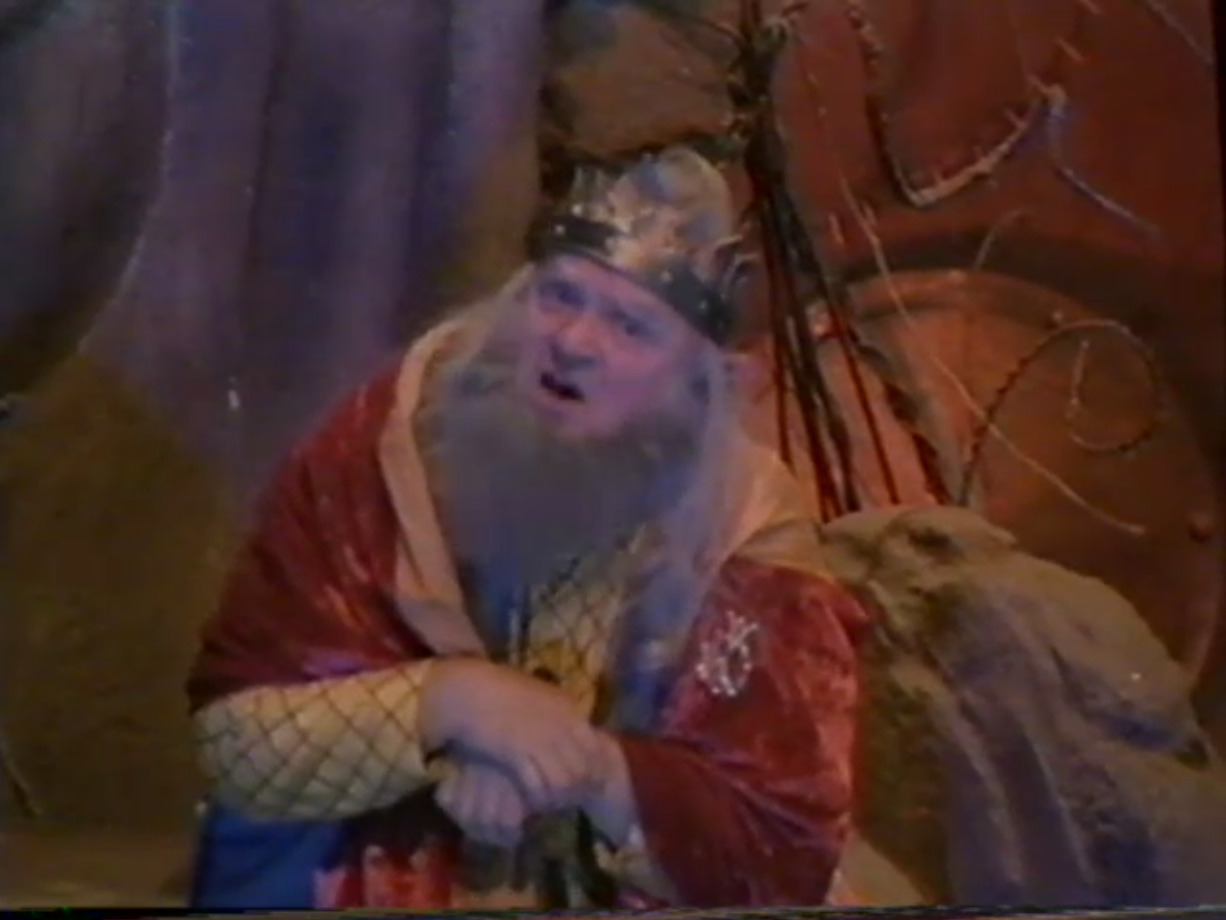 Different screenshot of Fin Varra from the digitized Italian release for the 'Battle of the Little People' episode.